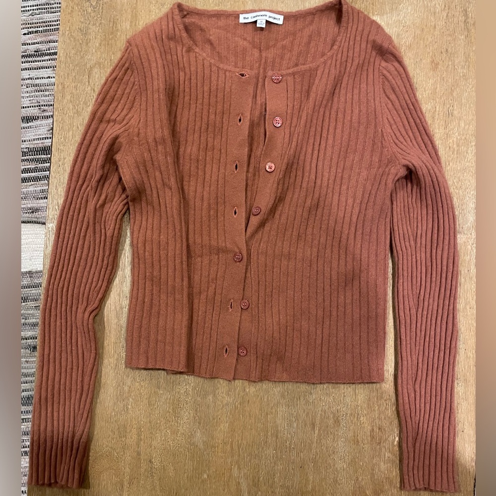 The Cashmere Project 100% cashmere cardigan-tank set in rose/salmon